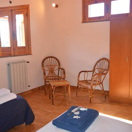 Dom wakacyjny Bedda Casa Al Mare *